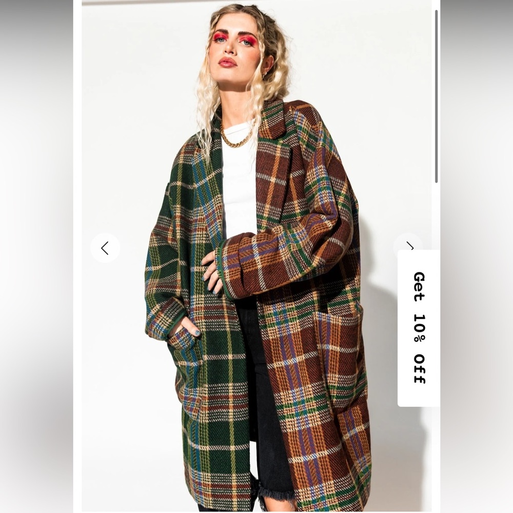 Dressed in lala Scorpio Coat NWT